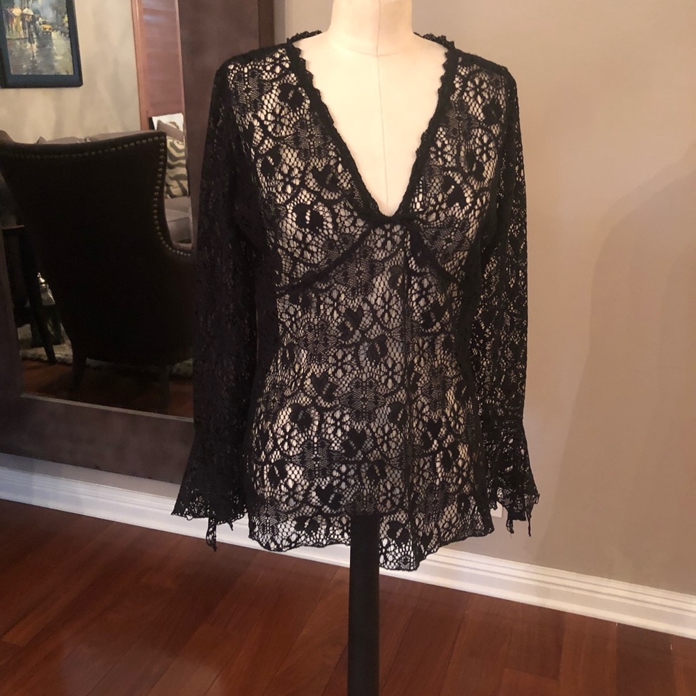 Studio M lace black top